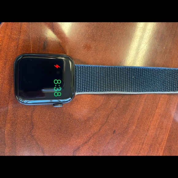 Apple Watch. SE. 44mm.